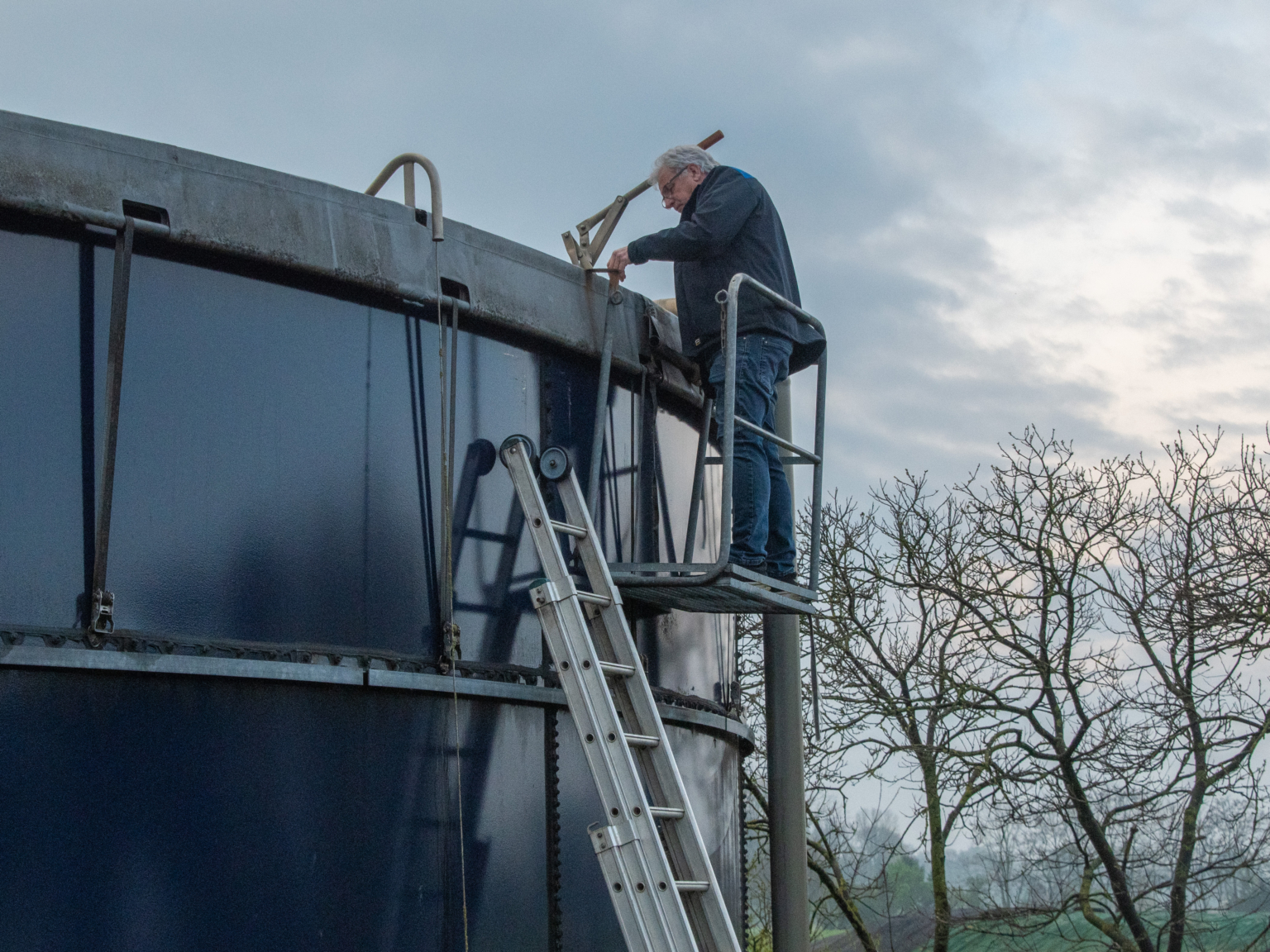 Keuring van een mestsilo