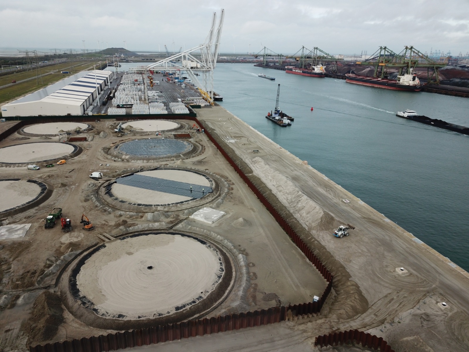 Subsurface sealing of an LNG tank terminal