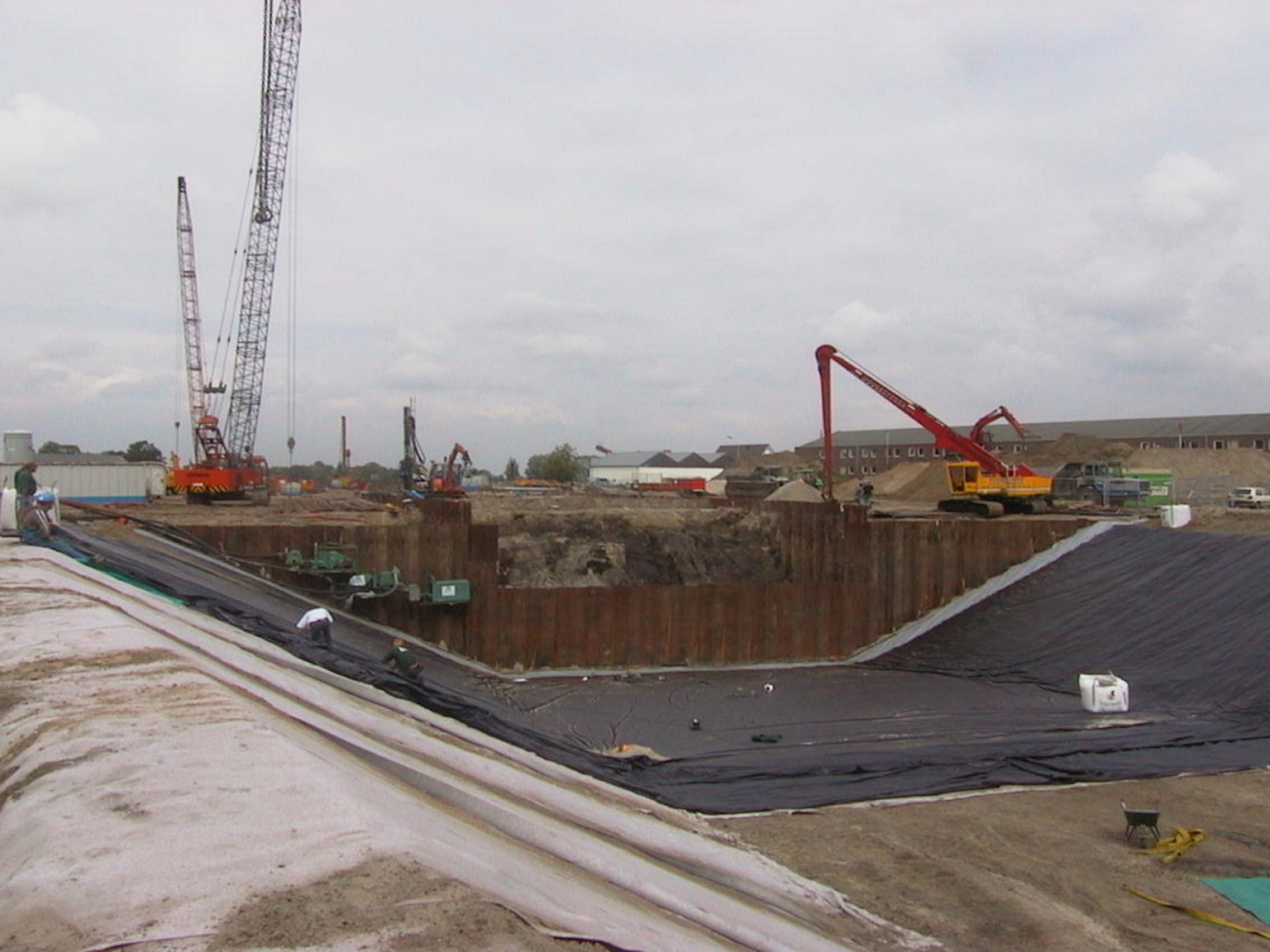 Dry membrane installation viaduct Houkersloot