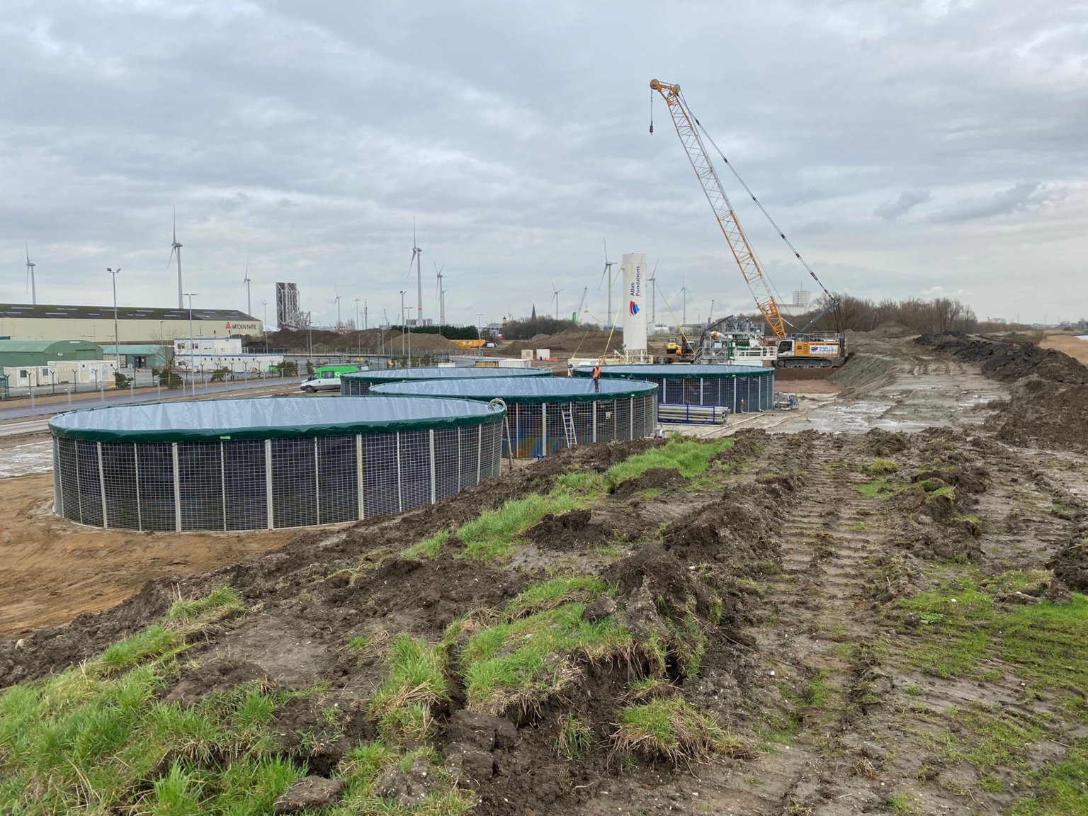 Mobile storage silos for Bentonite in Antwerp