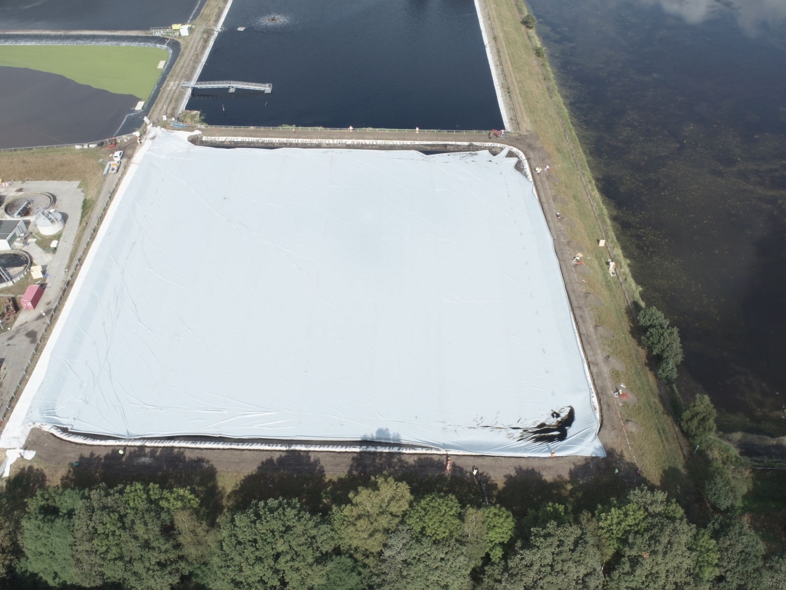 Übersicht der Schwimmplane in Wijster