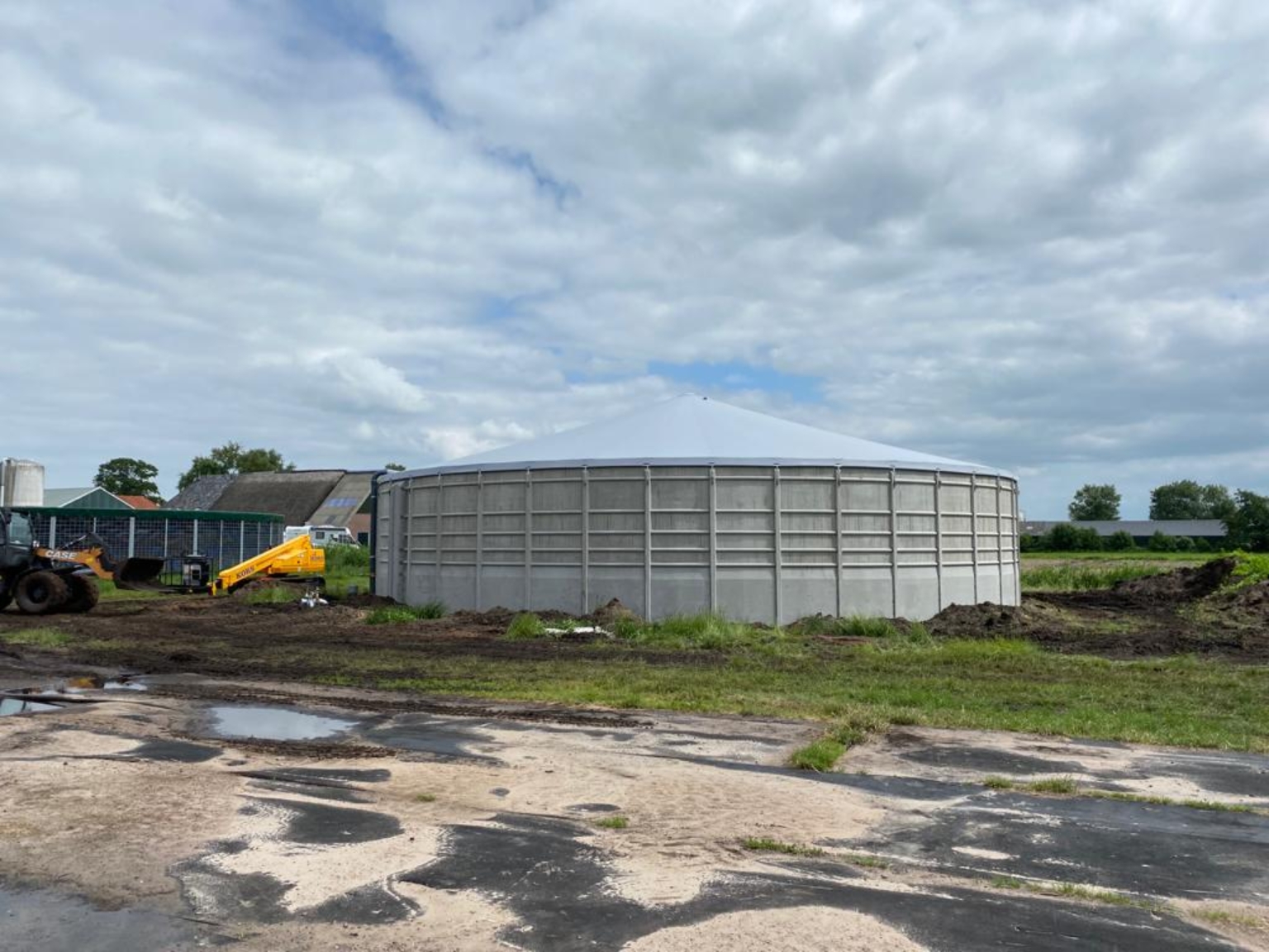 Completed concrete silo at Brand Dairy Farm