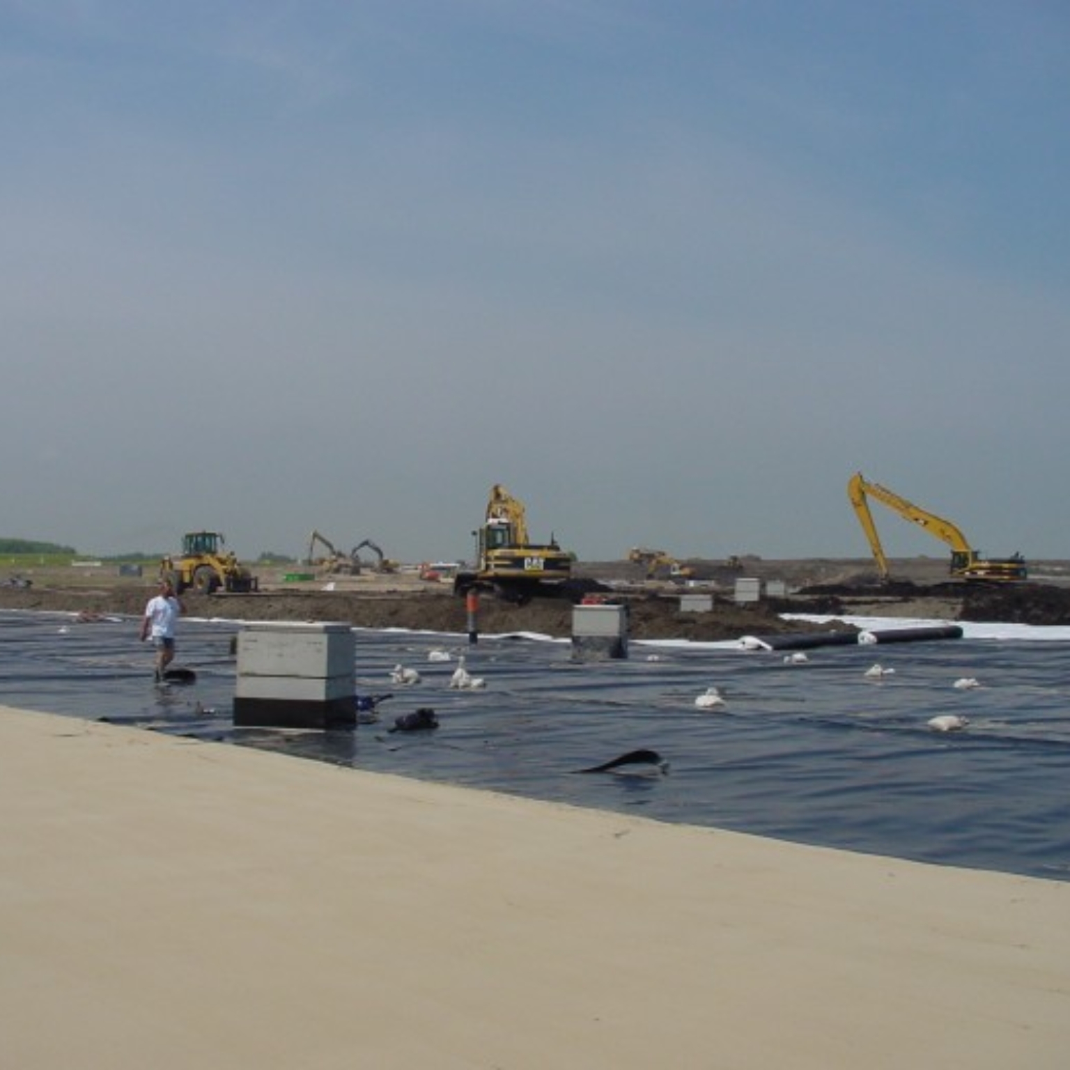 Final sealing of a former landfill site