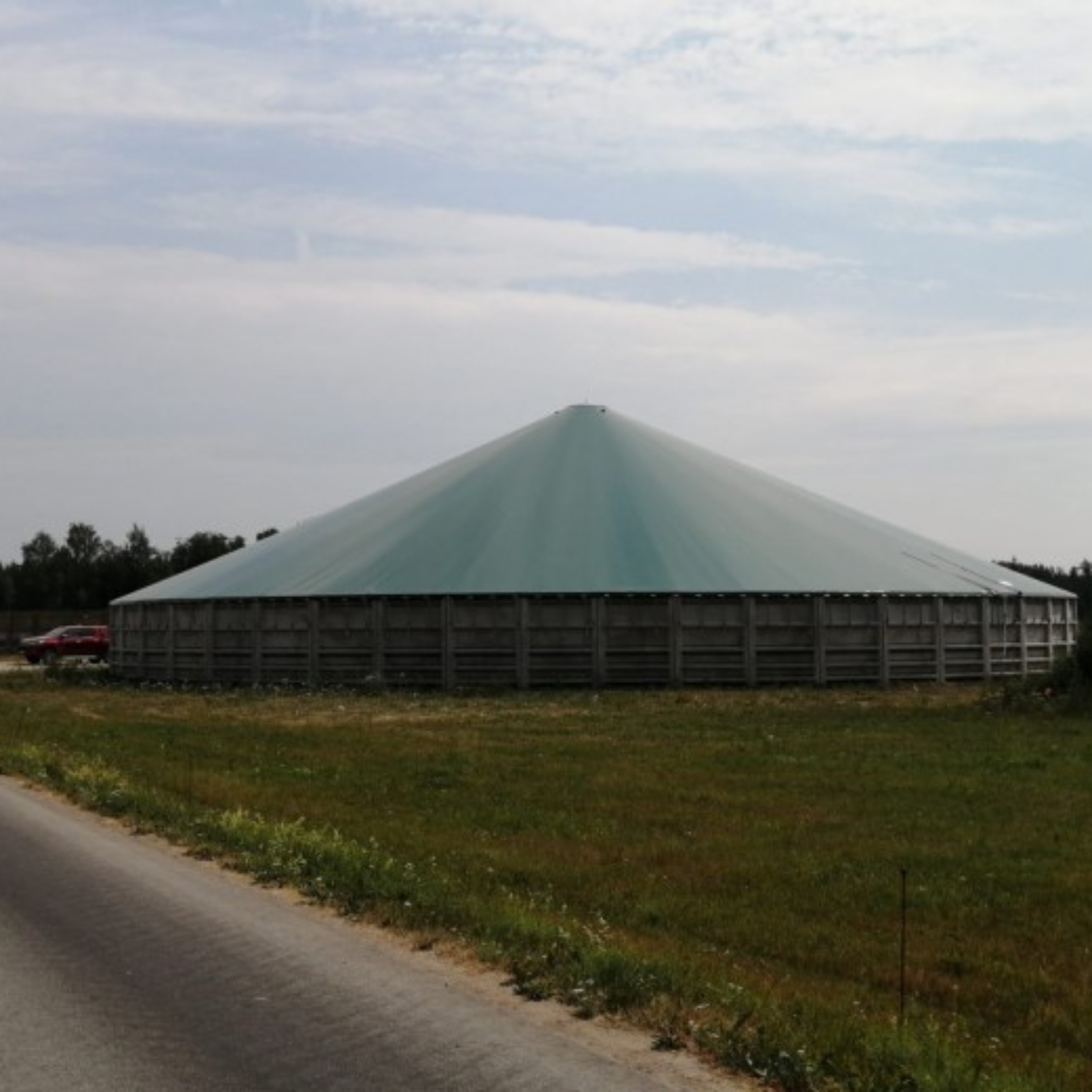 Tensioned cover in Estonia